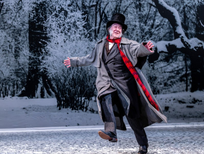 Christopher Donahue as Ebenezer Scrooge in Goodman THeatre's 'A Christmas Carol'.
