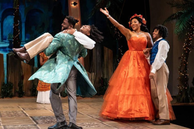 Music is the food of love for couples Viola (Jaeda LaVonne) and Orsino (Yao Dogbe) and Olivia (Christiana Clark) and Sebastian (Justen Ross).