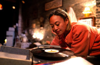 Emjoy Gavino gives an astounding performance in “The Rise and Fall of Little Voice,” running through October 15, 2023 at the Filament Theatre, 4041 N. Milwaukee Ave. in Chicago.