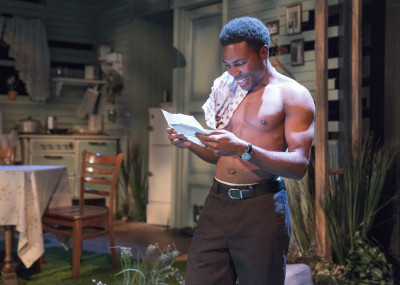 Jalen Gilbert is Bowzie Brandon in Too Heavy for Your Pocket at TimeLine THeatre